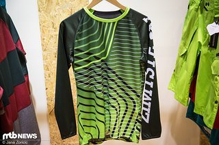 Das Freeride-Jersey "Zahiraz" für Frauen im neuen Design... Das Freeride-Jersey "Zahiraz" für Frauen im neuen Design...