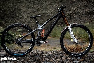 Mit diesem neuen Cube Two15 HPC SLT 29 ist Max Hartenstern vergangene Woche in Steinach zum Deutschen Meistertitel gerast