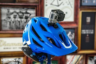 Die GoPro direkt am Helm montiert. Die GoPro direkt am Helm montiert.
