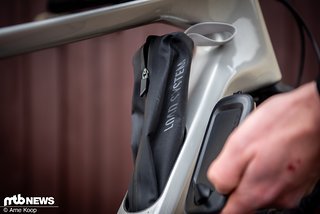 Das Staufach-System ist inzwischen bekannt von den Gravel-Bikes der Koblenzer und dem Down-Country-Rad Lux Trail. Das Staufach-System ist inzwischen bekannt von den Gravel-Bikes der Koblenzer und dem Down-Country-Rad Lux Trail.