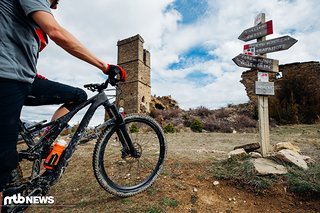 Alle Trails sind mit den gleichen Schildern gekennzeichnet und dementsprechend einfach zu erkennen Alle Trails sind mit den gleichen Schildern gekennzeichnet und dementsprechend einfach zu erkennen