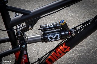 Der X-Fusion Vector Air Dämpfer ist an sich ein bekanntes Produkt, doch auf dem Sea Otter Classic ist zu sehen gewesen, wohin die Entwicklung hier gehen wird Der X-Fusion Vector Air Dämpfer ist an sich ein bekanntes Produkt, doch auf dem Sea Otter Classic ist zu sehen gewesen, wohin die Entwicklung hier gehen wird