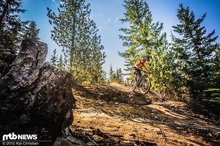 Steinplatten sind ein fester Bestandteil von vielen Trails in B.C. Steinplatten sind ein fester Bestandteil von vielen Trails in B.C.