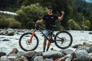 Ein eher weicher Flex ist besser für Highspeed-Kurven, sagt Andi Kolb.