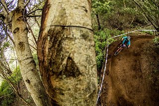 Loser Waldboden und ein absolut fantastischer Trail mit r-Riesen-Aussicht für Stage 8
