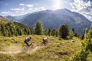Flowtrails wechseln sich mit Naturpfaden ab