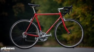 Mein Surly Pacer ist durchweg mit Shimano Ultegra 10-fach-Komponenten und silbernen Anbauteilen aufgebaut