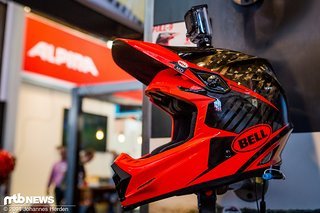 Ein schönes Stück Helm - diese DH Carbon-Variante