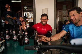 Jungs… es sind noch zwei Stages vor Bier-Zeit.