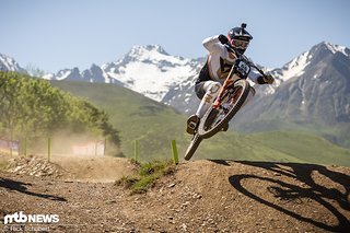 Um sein Setup-Problem zu lösen, hat Andi sich Hilfe bei unserem Podcast-Experten Markus Pekoll geholt. Um sein Setup-Problem zu lösen, hat Andi sich Hilfe bei unserem Podcast-Experten Markus Pekoll geholt.