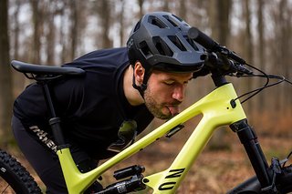 Braucht es das KIS-System unbedingt? Ich persönlich könnte drauf verzichten, doch für manche Fahrerinnen und Fahrer könnte die Stabilisierung einige Vorteile bringen. Braucht es das KIS-System unbedingt? Ich persönlich könnte drauf verzichten, doch für manche Fahrerinnen und Fahrer könnte die Stabilisierung einige Vorteile bringen.