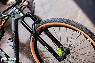 Stepanova fährt das Bike in Größe M und mit einer 110 mm-Federgabel