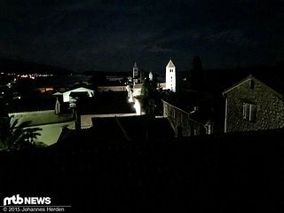 Abends muss man nicht immer eine Kamera dabeihaben Abends muss man nicht immer eine Kamera dabeihaben