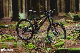 Kein Zahnarzt-Fahrrad: Das Banshee Titan ist für den Wald gebaut! Kein Zahnarzt-Fahrrad: Das Banshee Titan ist für den Wald gebaut!
