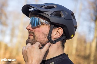 Nach kurzer Einstellphase passt der Helm richtig gut. Nach kurzer Einstellphase passt der Helm richtig gut.