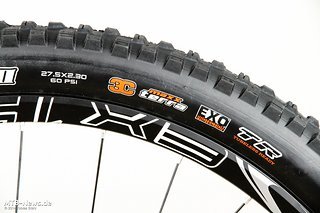 Bei der Gummimischung vertraut Maxxis im Enduro-Bereich auf die 3C MaxxTerra-Mischung Bei der Gummimischung vertraut Maxxis im Enduro-Bereich auf die 3C MaxxTerra-Mischung