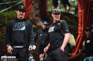 Steve Peats Hauptbeschäftigung im Santa Cruz Syndicate ist es, den Fahrern bei der Linienwahl zu helfen Steve Peats Hauptbeschäftigung im Santa Cruz Syndicate ist es, den Fahrern bei der Linienwahl zu helfen