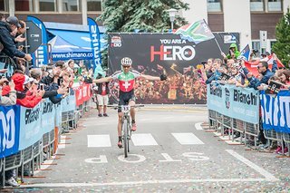 Christoph Sauser holt bei seinem letzten Rennen in seiner bemerkenswerten Karriere nochmal Silber.