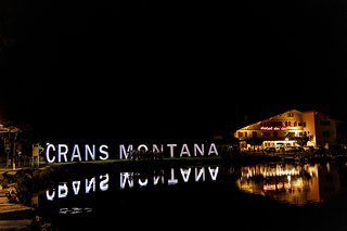 Crans Montana gehört zu den schicksten Skigebieten der Schweiz und liegt im französischsprachigen Teil des Kantons Wallis.