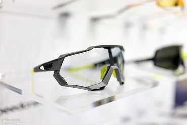 Auch diese Speedtrap-Rahmenfarbe ist neu: Grau mit Neon! Auch diese Speedtrap-Rahmenfarbe ist neu: Grau mit Neon!