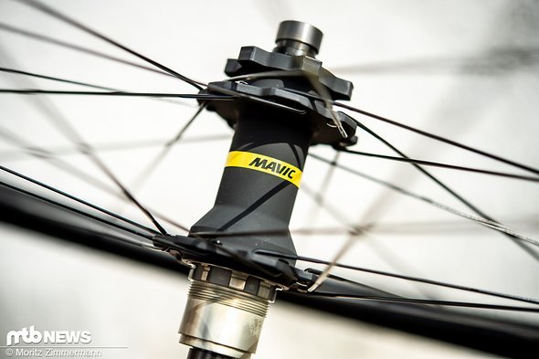 Bei der Nabe kommt unter anderem der Instant Drive 360-Freilauf zum Einsatz. Dieser soll dank geringem Einrastwinkel für eine gute Beschleunigung sorgen. Bei der Nabe kommt unter anderem der Instant Drive 360-Freilauf zum Einsatz. Dieser soll dank geringem Einrastwinkel für eine gute Beschleunigung sorgen.