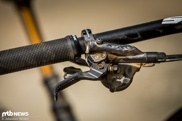 Die Shimano XTR Trail-Bremshebel sind ziemlich leicht und schick Die Shimano XTR Trail-Bremshebel sind ziemlich leicht und schick