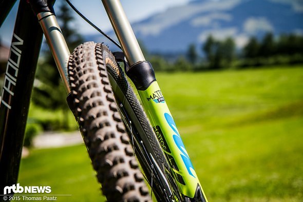 Manitou Mattoc Pro 650b Gabel in Teamfarben beklebt, die finale Version wird direkt passend lackiert sein Manitou Mattoc Pro 650b Gabel in Teamfarben beklebt, die finale Version wird direkt passend lackiert sein
