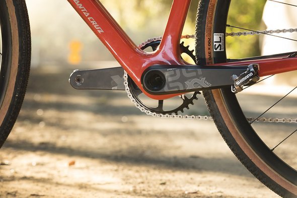 Neben der Mountain-Version gibt es auch eine Gravel-Variante der XCX-Kurbel Neben der Mountain-Version gibt es auch eine Gravel-Variante der XCX-Kurbel