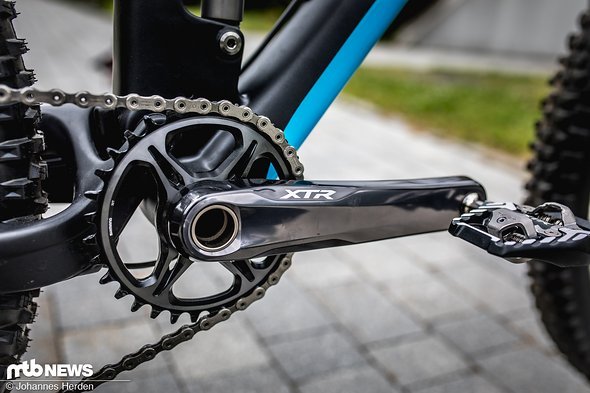 Schickes Design von Kurbel und Kettenblatt: Die neue XTR-Kurbel, die in zwei verschiedenen Breiten kommt, weiß zu gefallen Schickes Design von Kurbel und Kettenblatt: Die neue XTR-Kurbel, die in zwei verschiedenen Breiten kommt, weiß zu gefallen