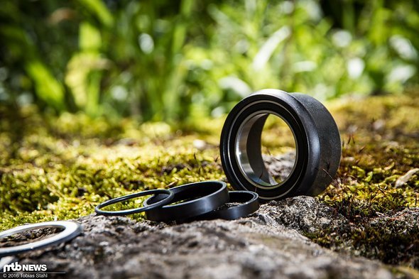 In unserem Fall kommt die Kurbel mit einem BB30 Pressfit Innenlager In unserem Fall kommt die Kurbel mit einem BB30 Pressfit Innenlager