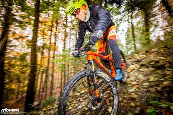 Genau so muss sich ein XC-Bike fahren: Masserscharf und Präzise Genau so muss sich ein XC-Bike fahren: Masserscharf und Präzise