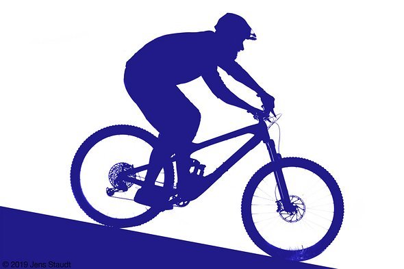 Je nach Fahrstil und Bike verlagert sich der Schwerpunkt in der Abfahrt nach vorn Je nach Fahrstil und Bike verlagert sich der Schwerpunkt in der Abfahrt nach vorn