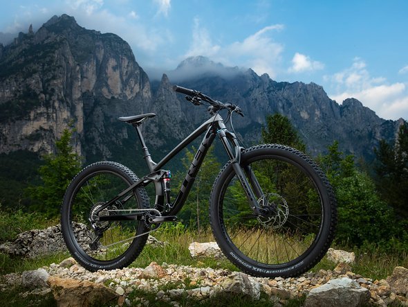 Trek Fuel EX 8 XT Matte Dnister/Gloss Trek Black Trek Fuel EX 8 XT Matte Dnister/Gloss Trek Black