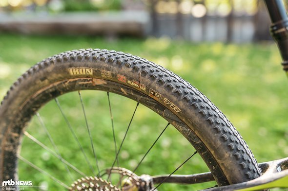 ... über eine angepasste Bereifung kann das One-Twenty schnell zu einem schnelleren Begleiter für Marathons und einfache Trails umgerüstet werden. ... über eine angepasste Bereifung kann das One-Twenty schnell zu einem schnelleren Begleiter für Marathons und einfache Trails umgerüstet werden.