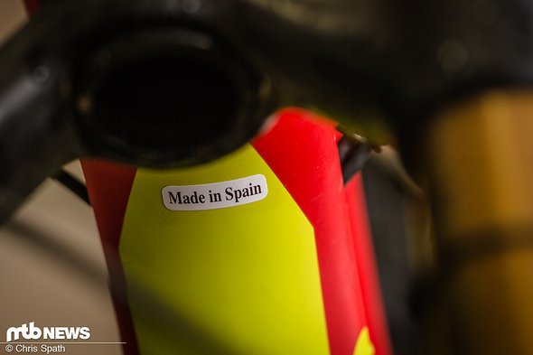 Made in Spain – nicht zuletzt dadurch ist die Custom Lackierung möglich. Made in Spain – nicht zuletzt dadurch ist die Custom Lackierung möglich.