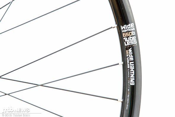 Der Wide Lightning trägt den Begriff tubeless im Namen Der Wide Lightning trägt den Begriff tubeless im Namen