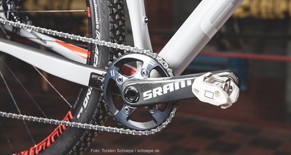 Sram XX1 Spider, eine praktische Option um Kettenblätter der Größen 28 - 32 Zähne fahren zu können. Sram XX1 Spider, eine praktische Option um Kettenblätter der Größen 28 - 32 Zähne fahren zu können.