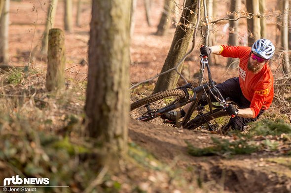 In der Kurvenbalance kann das Bike stark auftrumpfen In der Kurvenbalance kann das Bike stark auftrumpfen