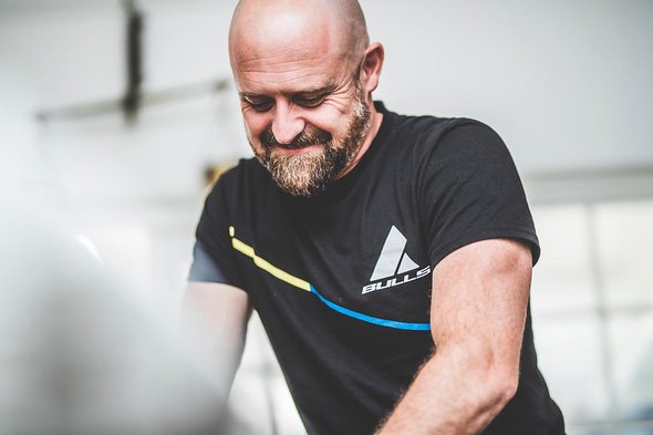 Vincent ist seit Beginn an Teil des Teams und ein echter Physiotherapie-Experte Vincent ist seit Beginn an Teil des Teams und ein echter Physiotherapie-Experte