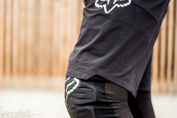 Insgesamt fällt die Hose größengetreu aus und ist in Relation zum Trikot etwas weiter geschnitten Insgesamt fällt die Hose größengetreu aus und ist in Relation zum Trikot etwas weiter geschnitten
