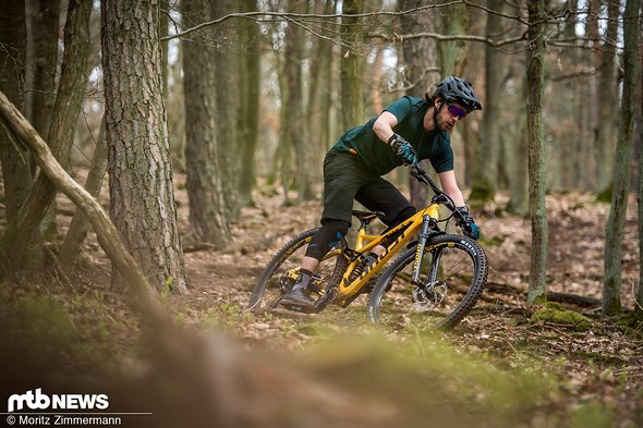 Auf flachen Trails liegt das Heck des Ghosts sehr satt und das Bike lässt sich präzise durch Kurven zirkeln. Auf flachen Trails liegt das Heck des Ghosts sehr satt und das Bike lässt sich präzise durch Kurven zirkeln.