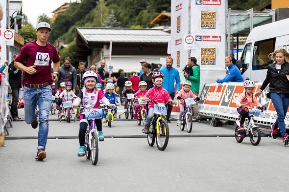 Die Kinder haben bei der Junior Trophy am Freitag mehr Glück gehabt als wir... Die Kinder haben bei der Junior Trophy am Freitag mehr Glück gehabt als wir...
