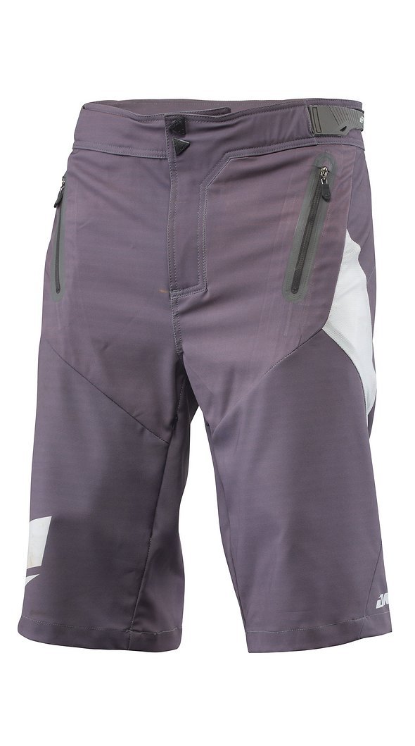 Passend dazu die Vapor Short in der Farbe charcoal Passend dazu die Vapor Short in der Farbe charcoal