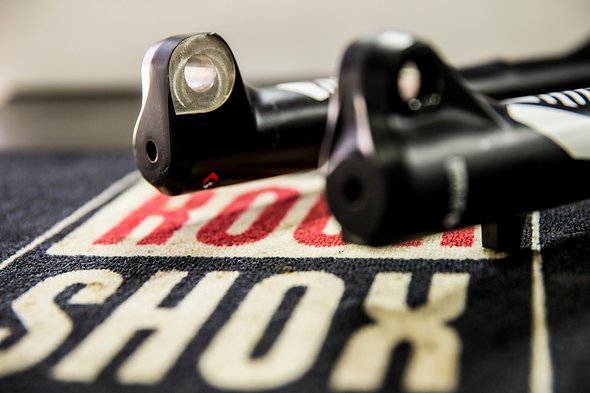 Die Ausfallenden sind wesentlich voluminöser Dimensioniert als bei der Pike und mit den neuen, Torque Cap genannten, Endkappen verfügbar Die Ausfallenden sind wesentlich voluminöser Dimensioniert als bei der Pike und mit den neuen, Torque Cap genannten, Endkappen verfügbar