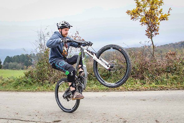 Bei über 90 Prozent der Wheelie-Lehrlinge der Fehler Bei über 90 Prozent der Wheelie-Lehrlinge der Fehler