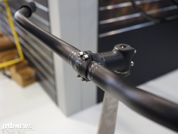 Der neue Ritchey Comp Kyote-Lenker soll sich ideal für das Orbea das anbringen von Packtaschen eignen und zudem einen hohen Fahrkomfort bieten Der neue Ritchey Comp Kyote-Lenker soll sich ideal für das Orbea das anbringen von Packtaschen eignen und zudem einen hohen Fahrkomfort bieten