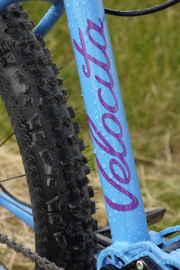 Velocita: Das eigene Label mit eigenem Showroom. IBC-User Xayok sucht den Weg in die Bike-Industrie. Velocita: Das eigene Label mit eigenem Showroom. IBC-User Xayok sucht den Weg in die Bike-Industrie.