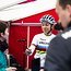 Gute Stimmung vor dem Start bei Annika Langvad. Zeit für ein paar Autogramme ist immer.