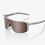 Von schnittiger 100% MTB-Brille...