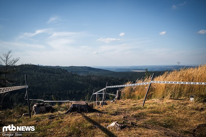 Downhill DM 2024 Ilmenau Fotostory vom Trackwalk MTBNews.de